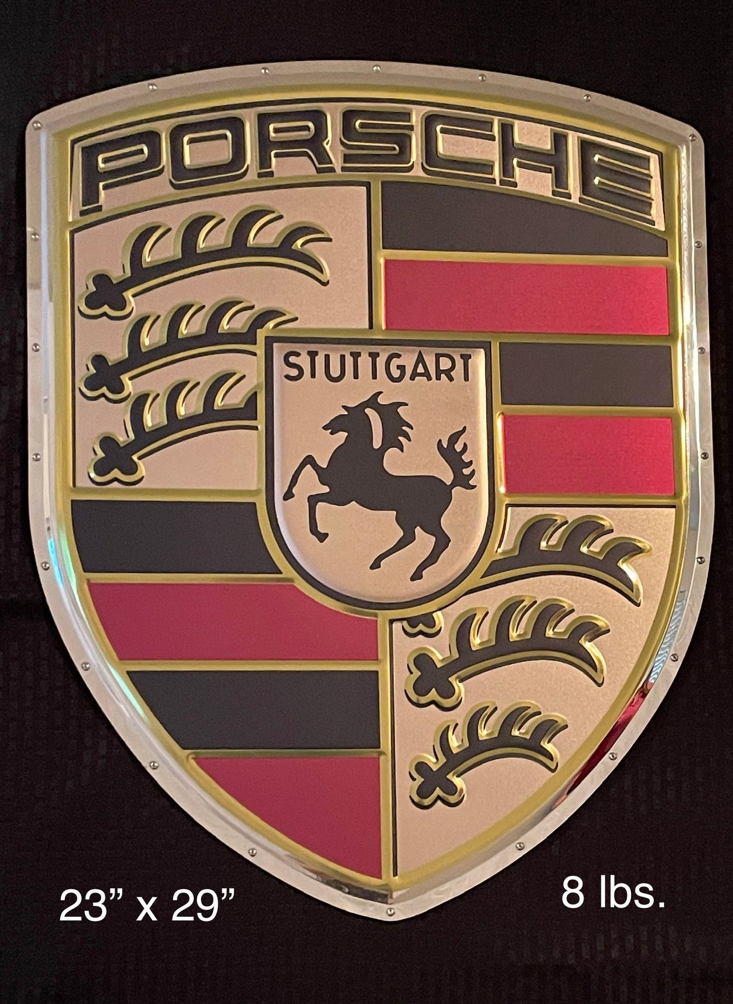 Porsche Crest 2023